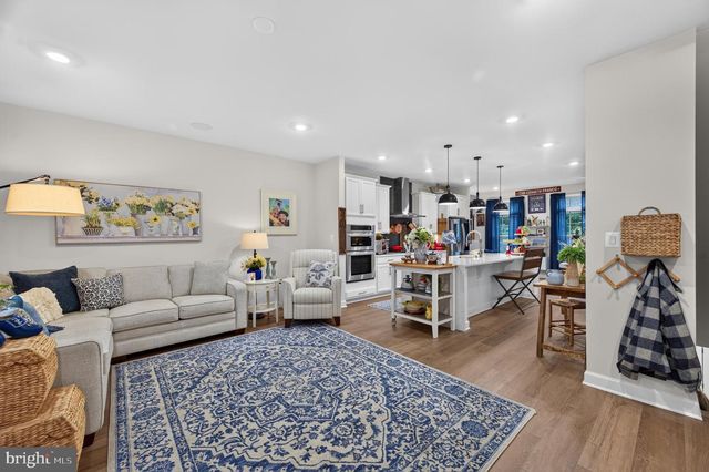 3722 MCLEAN AVE, Fairfax, VA 22030