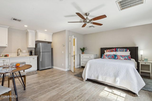 322 W CORONADO Road, Phoenix, AZ 85003