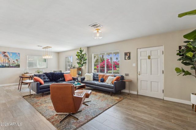 322 W CORONADO Road, Phoenix, AZ 85003