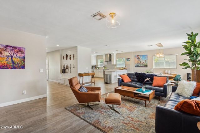 322 W CORONADO Road, Phoenix, AZ 85003