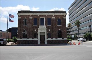 921 N Chaparral St 208, Corpus Christi, TX 78401