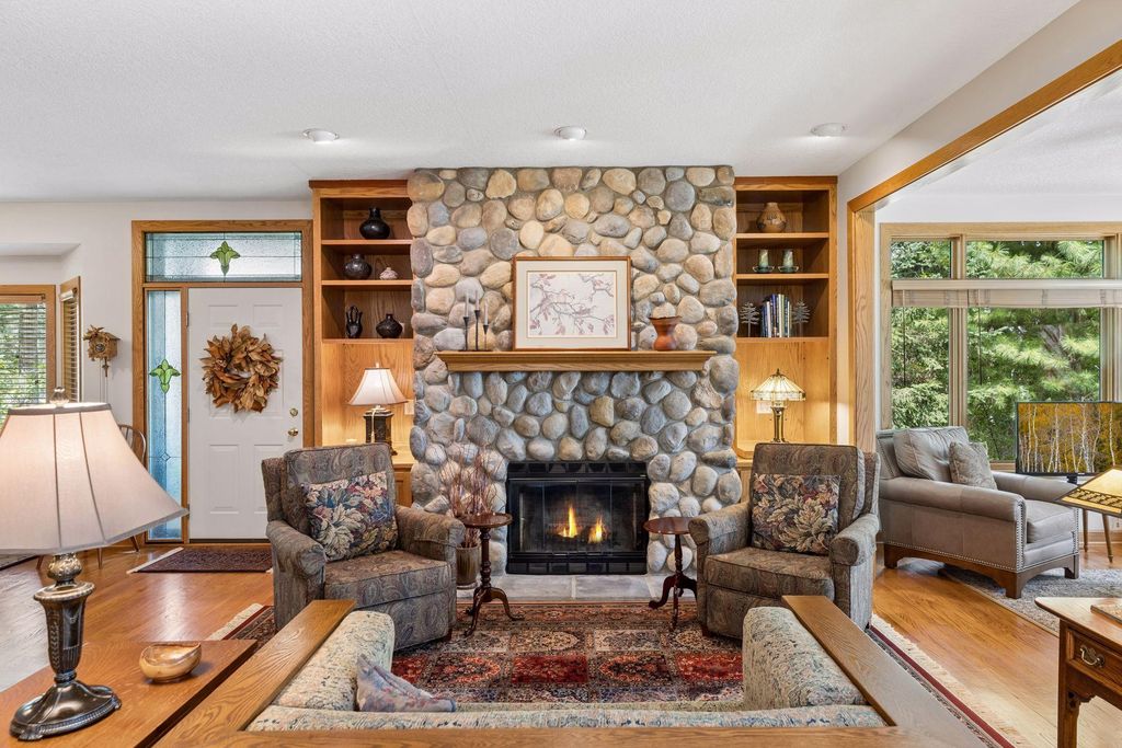 983 Quentin Avenue S, Lakeland, MN 55043 — photo 5