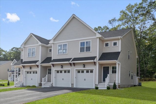 62 Uncas Avenue, Franklin, MA 02038