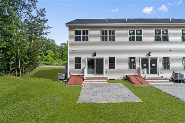 62 Uncas Avenue, Franklin, MA 02038