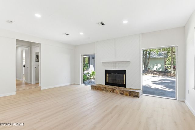 703 Hawks Ridge Road, Port Orange, FL 32127