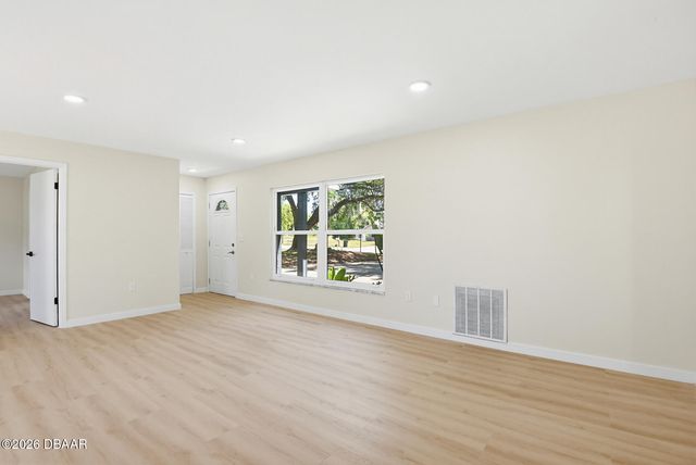 703 Hawks Ridge Road, Port Orange, FL 32127