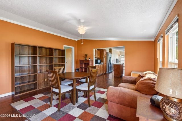 19561 Lennis Cuevas Road, Saucier, MS 39574