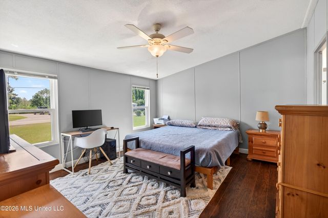 19561 Lennis Cuevas Road, Saucier, MS 39574