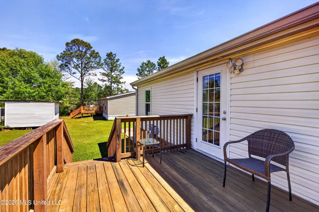 19561 Lennis Cuevas Road, Saucier, MS 39574