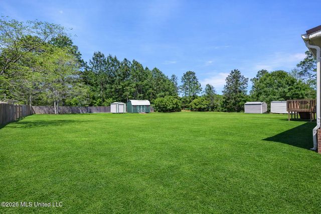 19561 Lennis Cuevas Road, Saucier, MS 39574