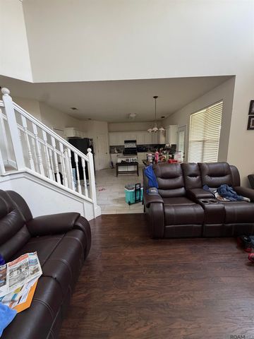 14242 Cedar Pointe Ave, Baton Rouge, LA 70809