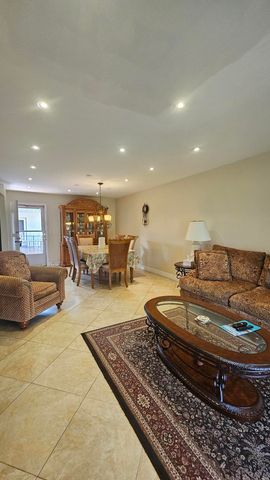 504 Davis Road 96, Palm Springs, FL 33461
