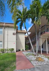 504 Davis Road 96, Palm Springs, FL 33461