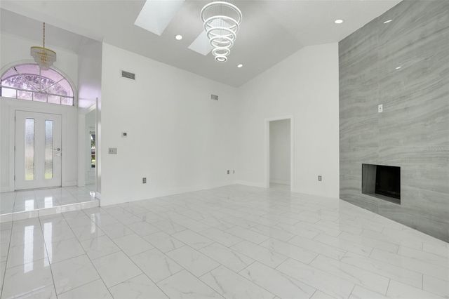 9106 GALLEON COURT, Orlando, FL 32819