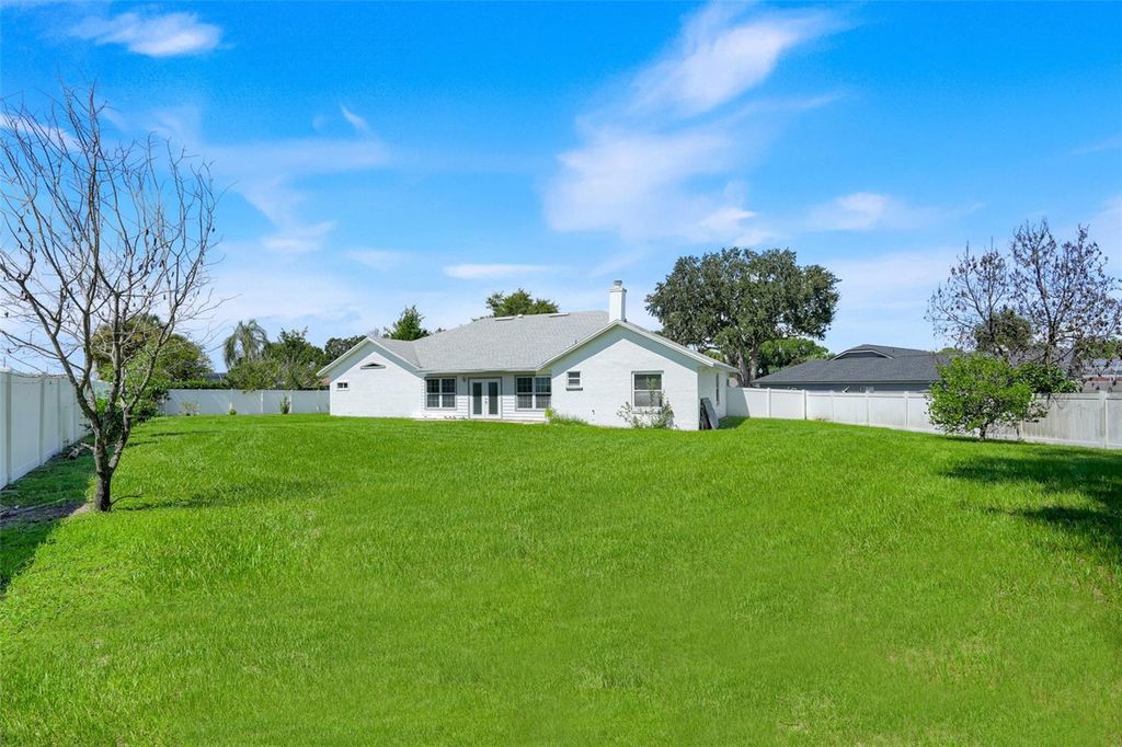 Image 35 of property listing at 9106 GALLEON COURT, Orlando, FL 32819