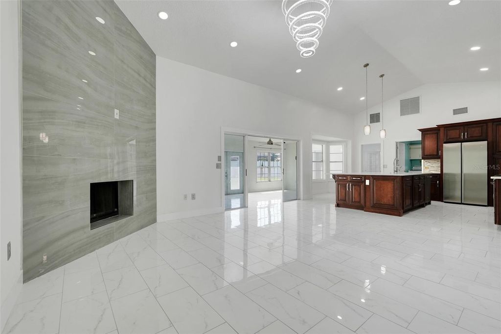 Image 10 of property listing at 9106 GALLEON COURT, Orlando, FL 32819