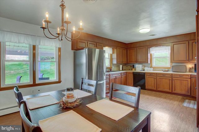 56 FIELD CIRCLE, Chambersburg, PA 17202