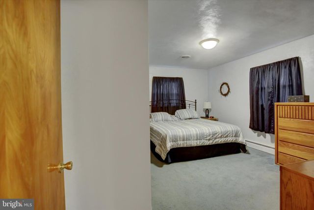 56 FIELD CIRCLE, Chambersburg, PA 17202