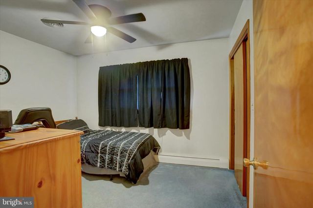 56 FIELD CIRCLE, Chambersburg, PA 17202