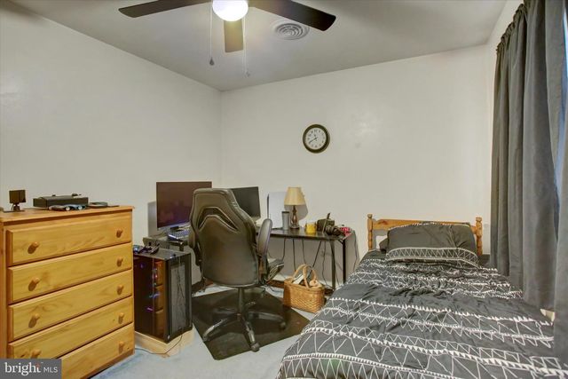 56 FIELD CIRCLE, Chambersburg, PA 17202