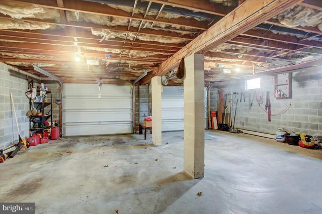 56 FIELD CIRCLE, Chambersburg, PA 17202