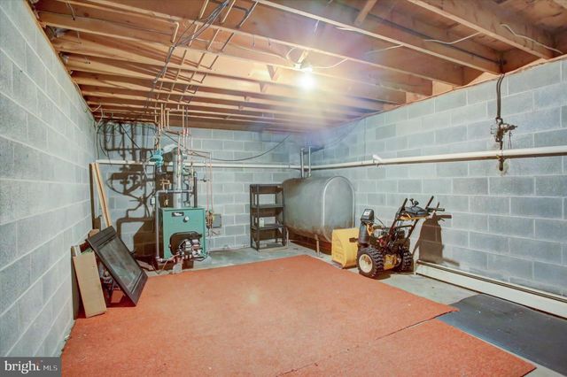 56 FIELD CIRCLE, Chambersburg, PA 17202