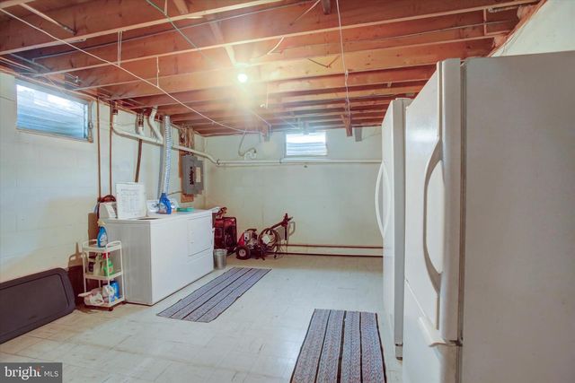 56 FIELD CIRCLE, Chambersburg, PA 17202