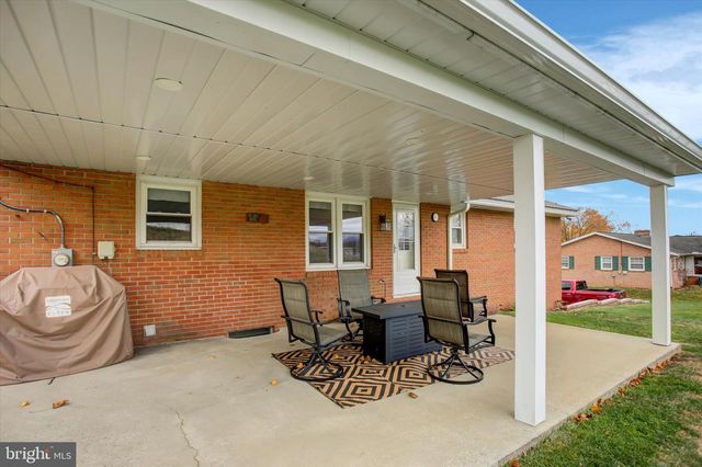 56 FIELD CIRCLE, Chambersburg, PA 17202