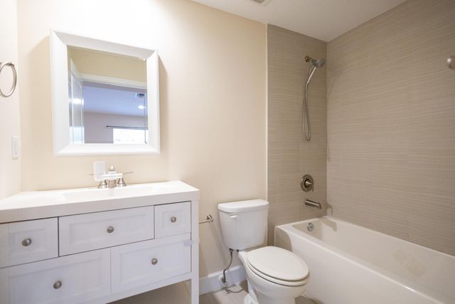 12437 Westhampton Circle, Wellington, FL 33414