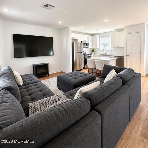 42 W Shore Street, Keansburg, NJ 07734