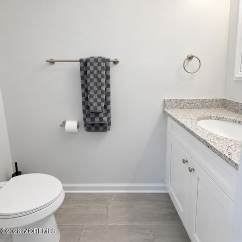 42 W Shore Street, Keansburg, NJ 07734