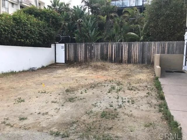 912 Mira Mar Place, Oceanside, CA 92054