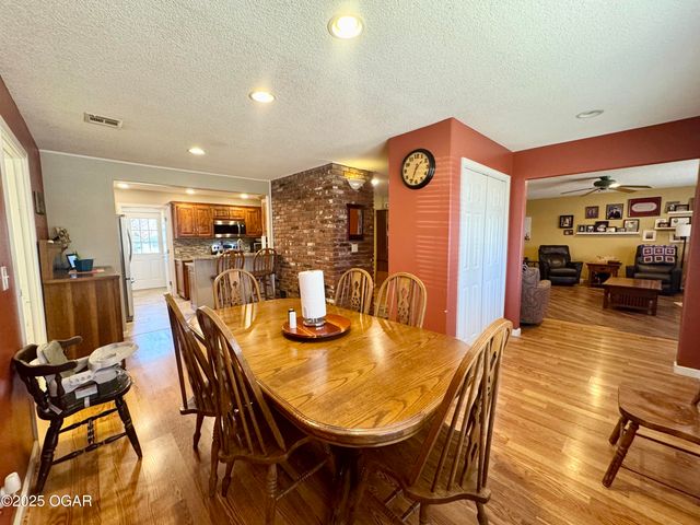 12882 Larissa Drive, Neosho, MO 64850