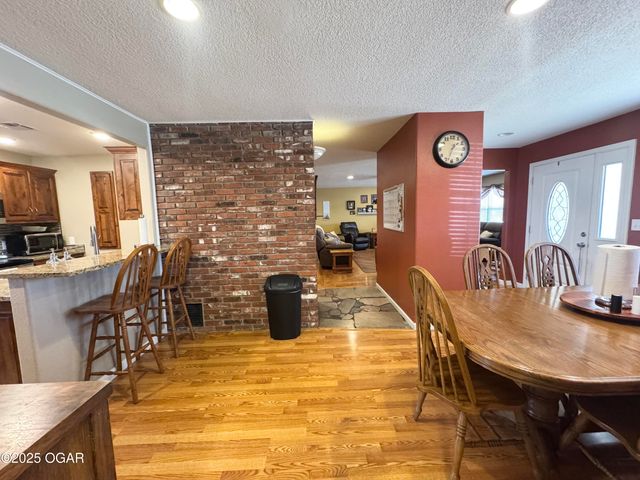 12882 Larissa Drive, Neosho, MO 64850