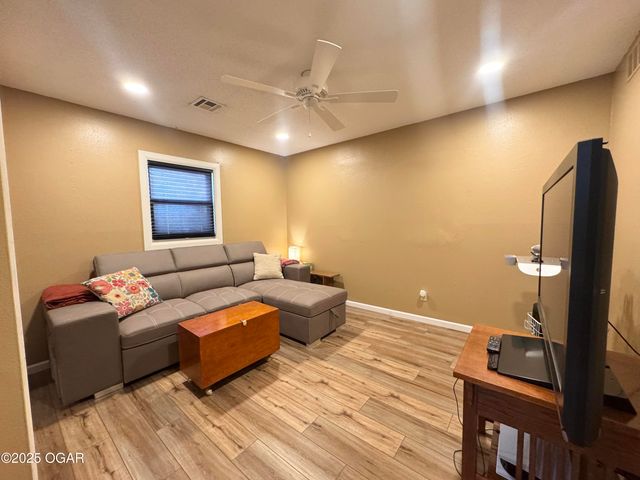 12882 Larissa Drive, Neosho, MO 64850