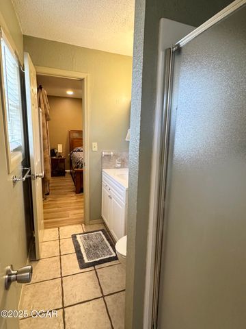 12882 Larissa Drive, Neosho, MO 64850