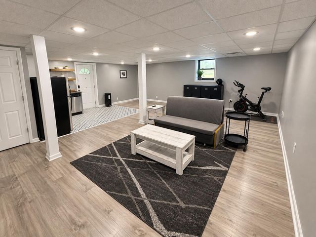 909 N Graycroft AVE, Madison, TN 37115