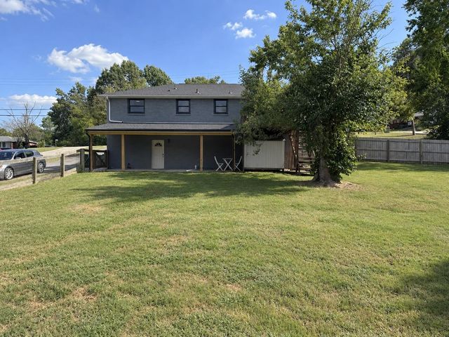 909 N Graycroft AVE, Madison, TN 37115