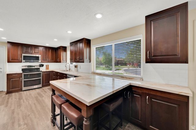 4075 S SYMPHONY CIR, West Valley City, UT 84119