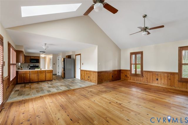 405 Hickory Dr, Manakin Sabot, VA 23103