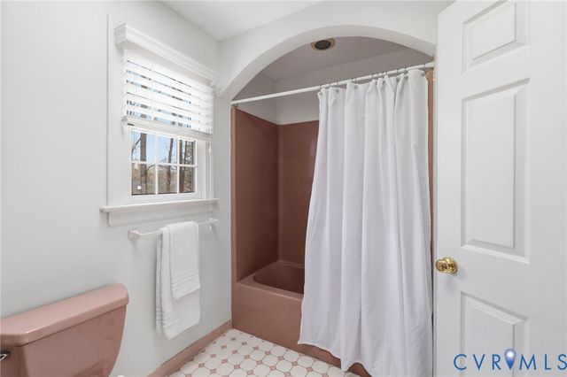 405 Hickory Dr, Manakin Sabot, VA 23103