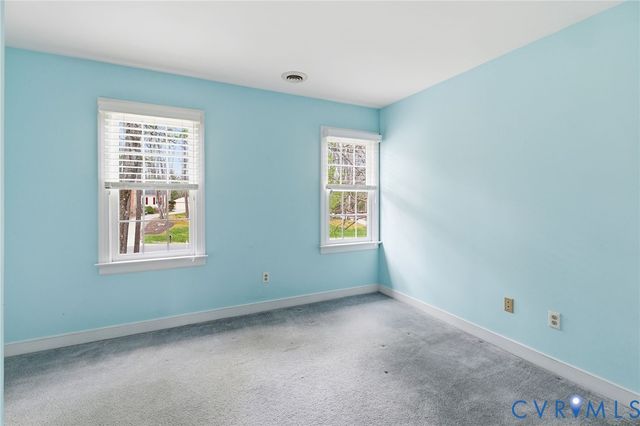 405 Hickory Dr, Manakin Sabot, VA 23103