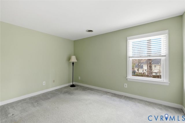 405 Hickory Dr, Manakin Sabot, VA 23103