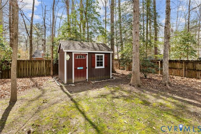 405 Hickory Dr, Manakin Sabot, VA 23103