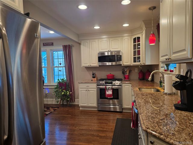 1405 Ohio Avenue, Bay Shore, NY 11706