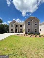 255 Lotus Lane 22, Covington, GA 30016