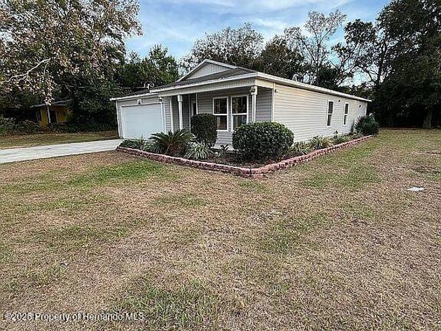 6210 Alderwood Street, Spring Hill, FL 34606