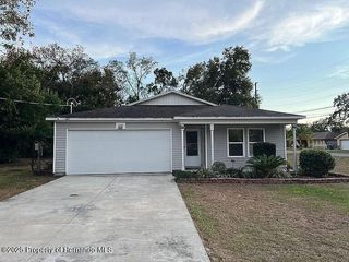 6210 Alderwood Street, Spring Hill, FL 34606