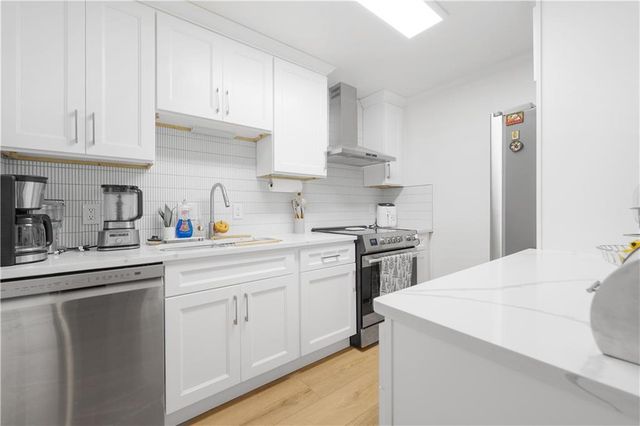 5068 Woodridge Way, Tucker, GA 30084