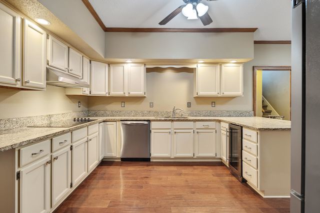 8940 ARMADALE DR, Germantown, TN 38139